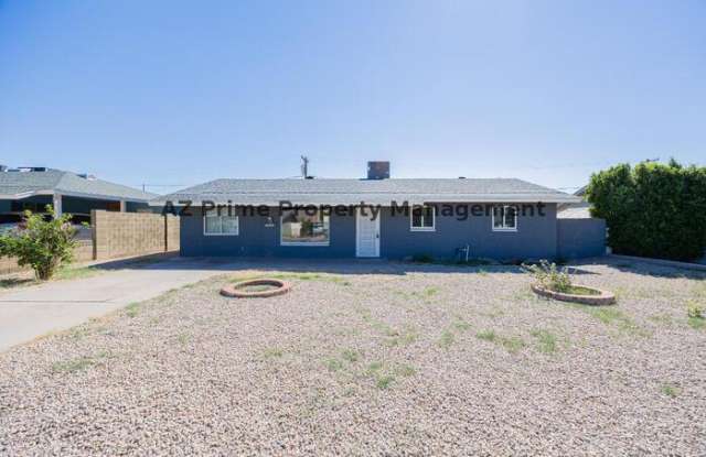 4923 East Palm Lane Gallery 2