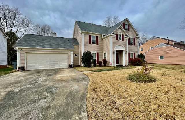 Welcome to this beautiful 4-bedroom, 2.5 bathroom home located in the vibrant city of Charlotte, NC photos photos
