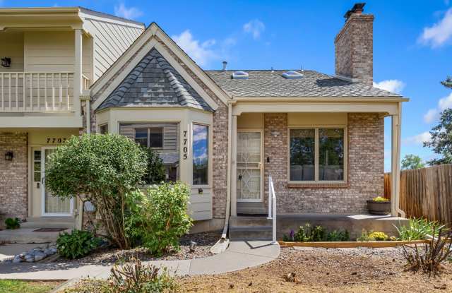 7705 South Cove Circle Gallery 2