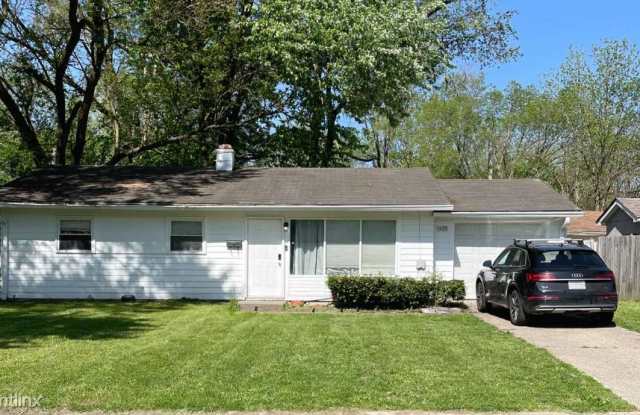 2620 Eagledale Dr - 2620 Eagledale Drive, Indianapolis, IN 46222