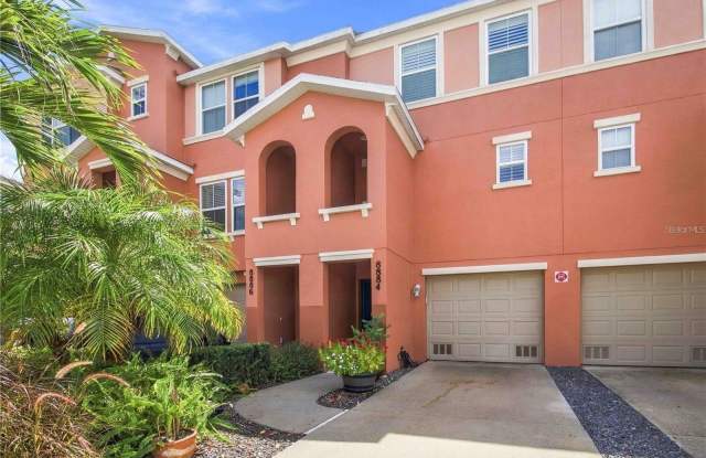 8884 WHITE SAGE Loop Gallery 1