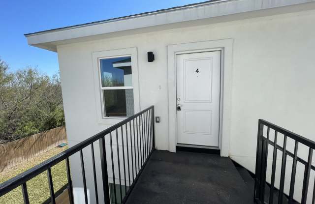 3517 South Dominique Drive - 4 Gallery 1