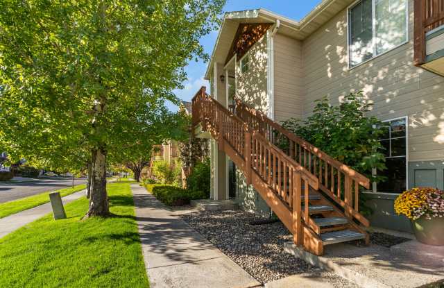 825 Forest Glen Dr, - 1 Gallery 2