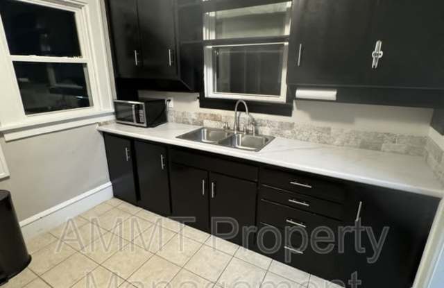 2507 B Avenue Northeast photos photos