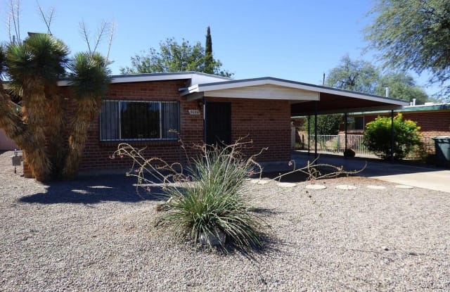 5050 E. 4th Street - 5050 East 4th Street, Tucson, AZ 85711