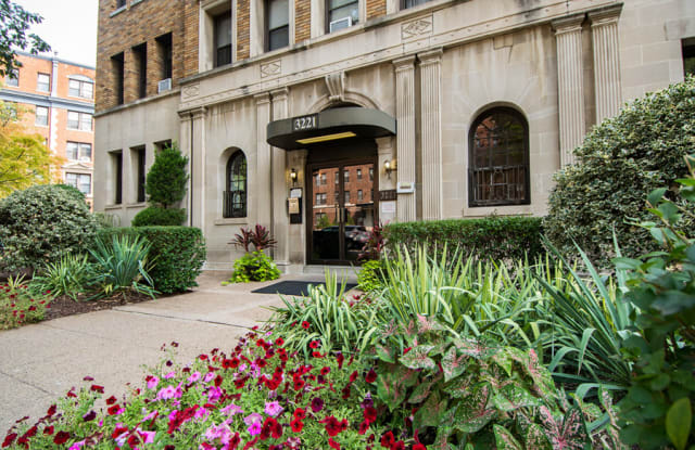 Connecticut Avenue Apartments photos photos