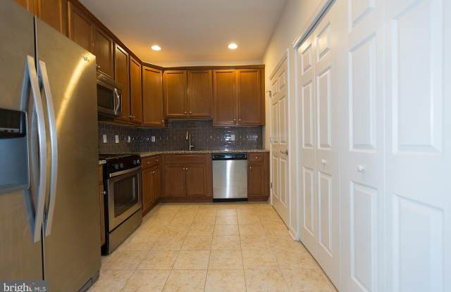1144 HALIFAX PLACE photos photos