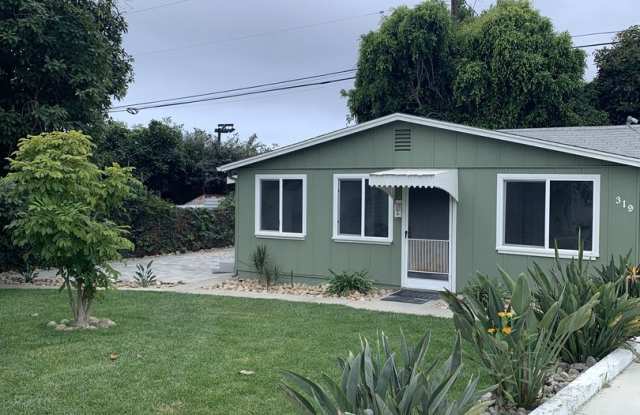 1+1 Craftsman Cottage above Ventura College photos photos