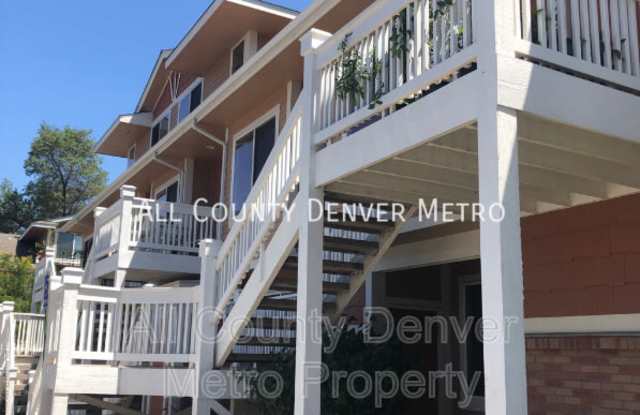 5024 Everett St photos photos