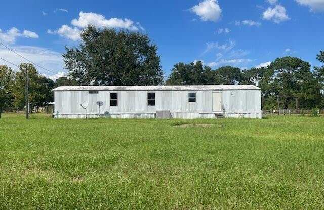 10287 SW 113TH Avenue - 10287 Southwest 113 Avenue, Bradford County, FL 32091