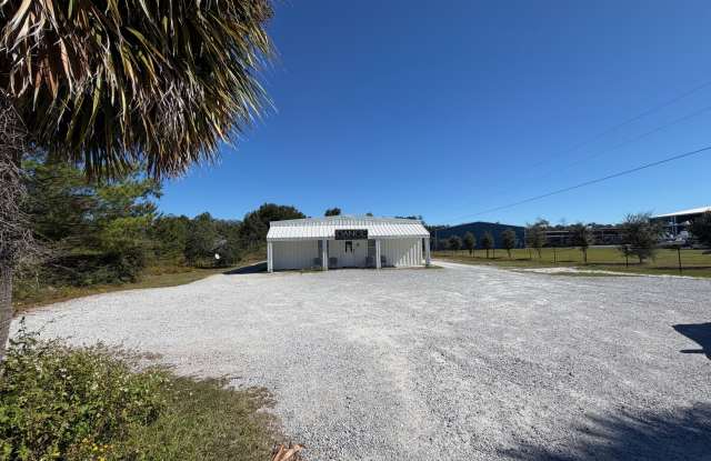 17287 US-331 Gallery 2