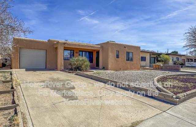 1828 Dakota St NE photos photos