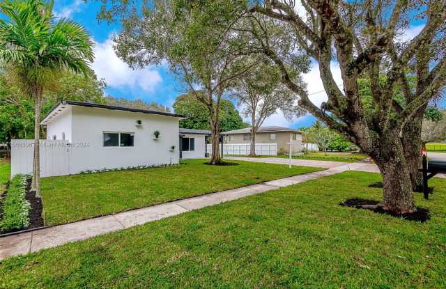 1061 W Country Club Cir Gallery 4