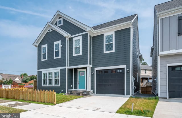 611 KENMORE AVENUE - 611 Kenmore Avenue, Fredericksburg, VA 22401