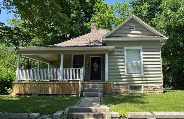 3 bedroom, 2 bath House - Available August 2026! photos photos