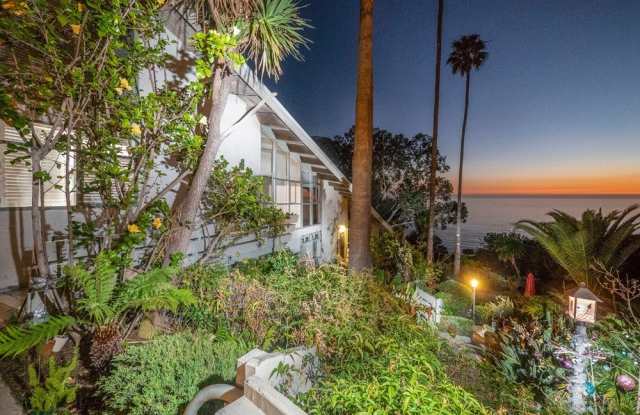 17050 Sunset Blvd. photos photos