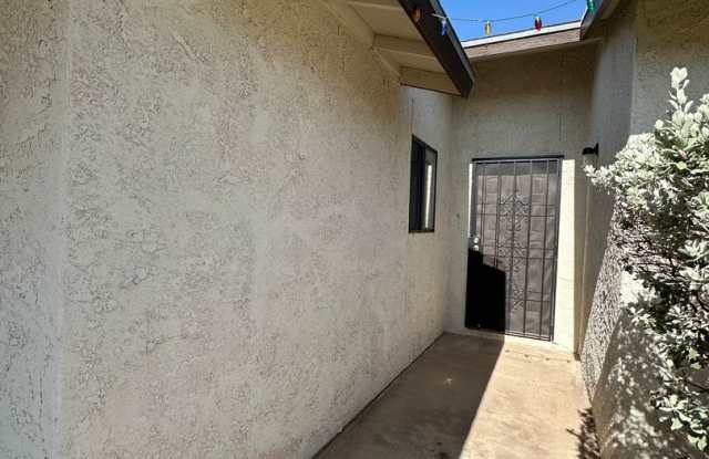 Cute 2 bedroom, 2 bathroom home with fireplace photos photos