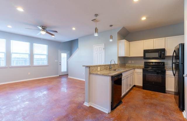 6918 Crestway Drive - 2 Gallery 4
