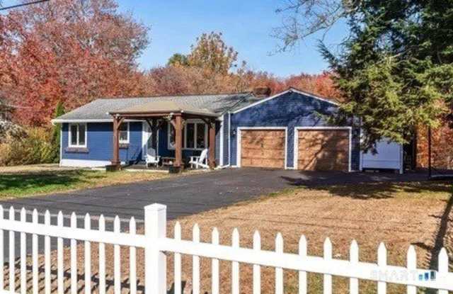 144 Pond Circle Gallery 1