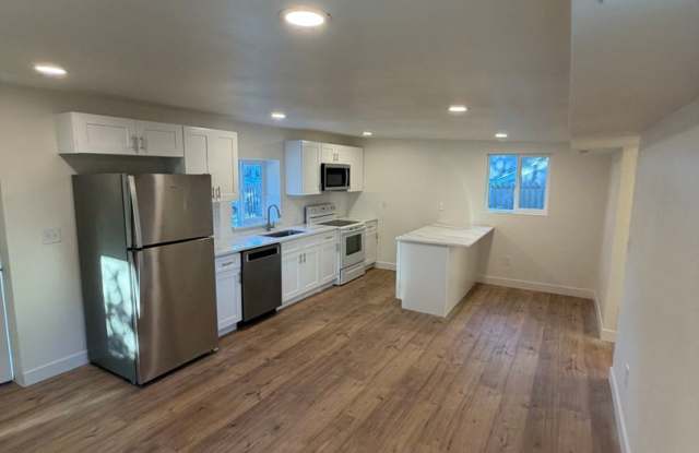 House in Barnum Gallery 3