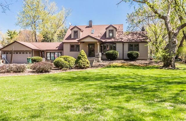 1037 LINCOLN Lane - 1037 Lincoln Lane, Cook County, IL 60007