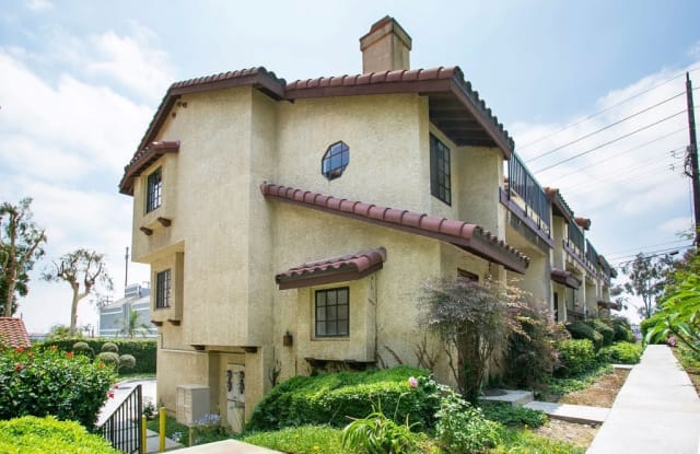 856 N Harbor Boulevard - 856 North Harbor Boulevard, La Habra, CA 90631