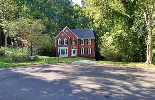 2130 Hickory Cove Gallery 2