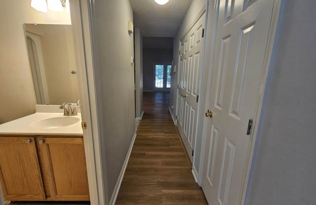 108 Forest Oaks Drive Gallery 4
