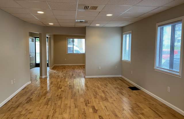 440 Larch Street Gallery 2
