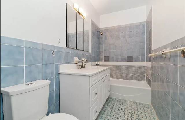 202 Ninth Avenue - 202 9th Ave, New York City, NY 10011