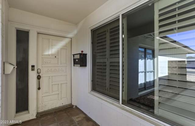 1263 E MANHATTON Drive Gallery 2
