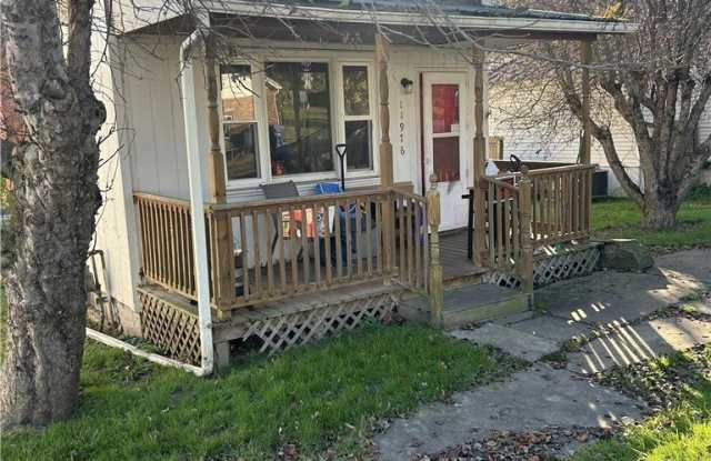 11976 Clay Pike Gallery 1