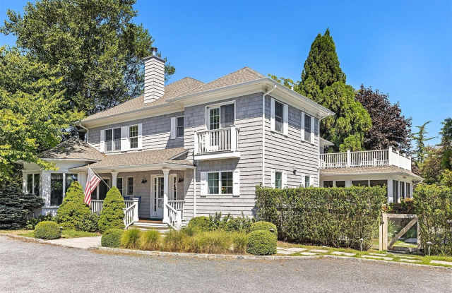 40 Tanners Neck Lane - 40 Tanners Neck Lane, Westhampton, NY 11977