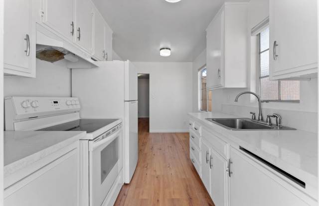 Prime Location on Adams Avenue: Modern Comfort Meets Historic Charm photos photos