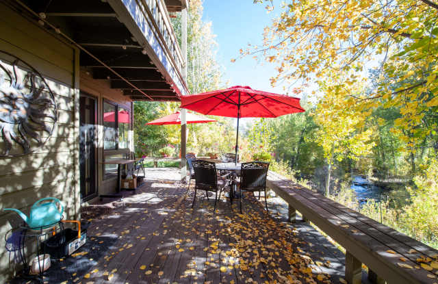 1470 Cottonwood Condo Dr Gallery 3