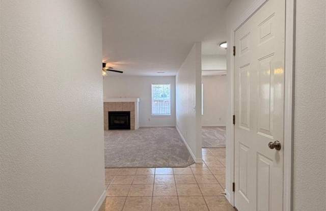 3407 SW Carriageway Avenue Gallery 4