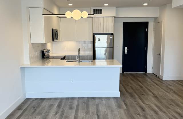 6535 Melrose Ave photos photos
