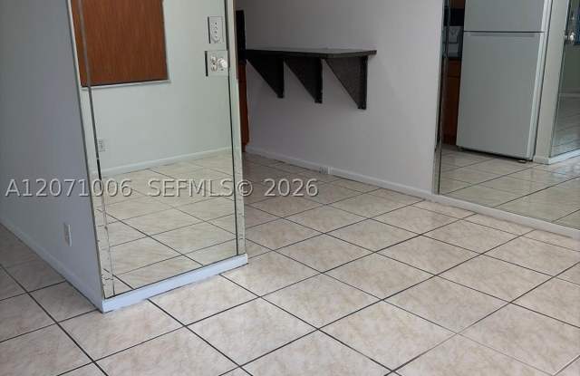 13355 SW 9th Ct Gallery 4