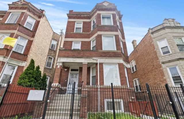 1321 S Lawndale Avenue Gallery 1