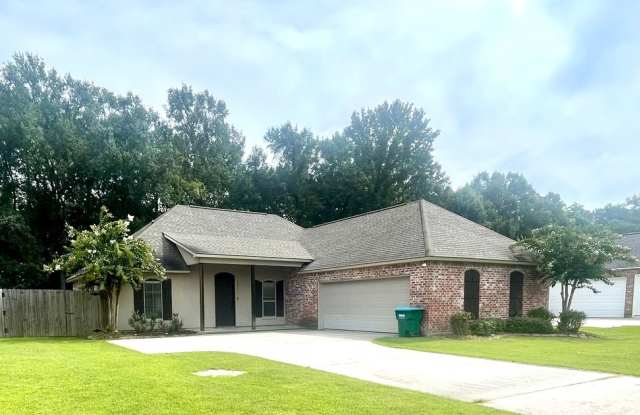 Charming 3 Bedroom 2 Bath home for Rent Gallery 1