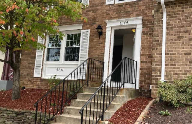 6344 MEETING HOUSE Way - 6344 Meeting House Way, Lincolnia, VA 22312