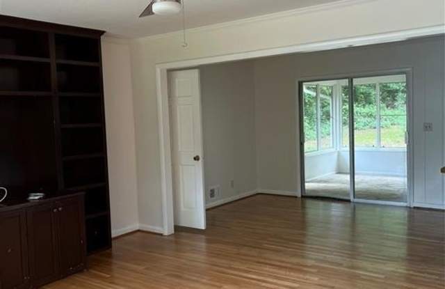 1432 Spring Valley Lane Gallery 4