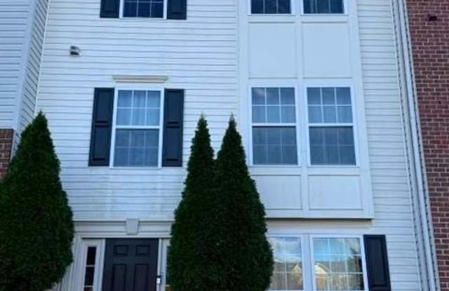 42999 EDGEWATER Street - 42999 Edgewater Street, South Riding, VA 20152