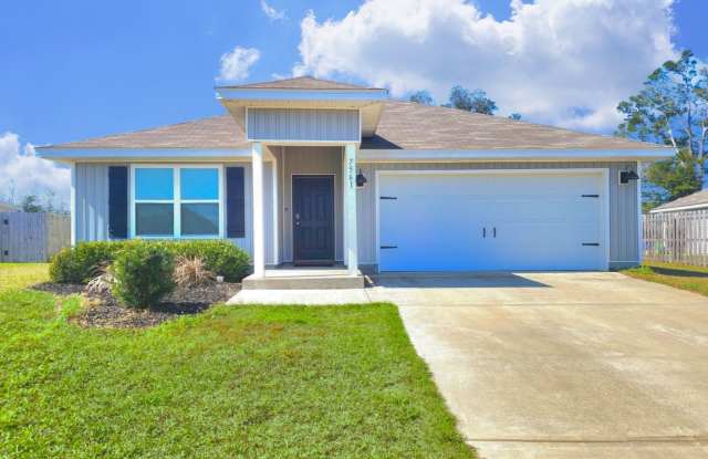 Perfectly Located, Pet Friendly, 4/2 Home in the Heart of Beulah! photos photos