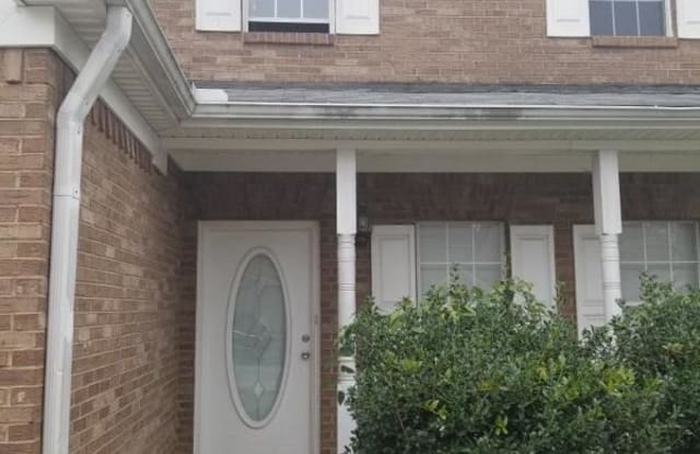 542 Shadowmoore Dr - 542 Shadowmore Drive, Riverdale, GA 30274