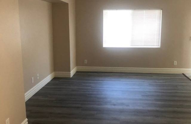 298 FAIRWAY WOODS Drive Gallery 3