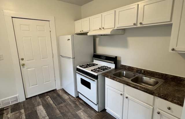 1146 Reaney Ave. E, 1 Gallery 2