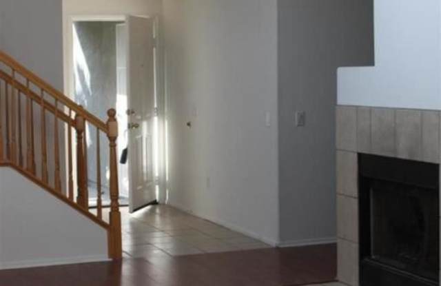 1430 Elm Court Gallery 2