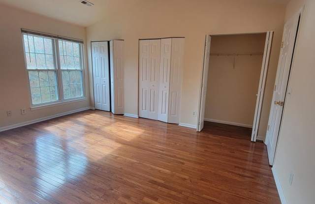720 GAEL COURT Gallery 4