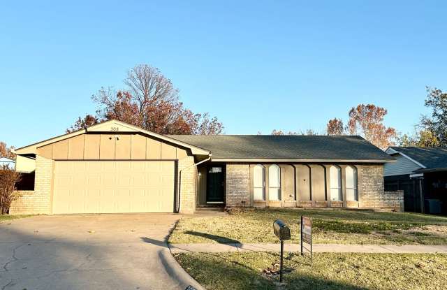 305 NE 46th Street, Lawton, OK 73507 photos photos